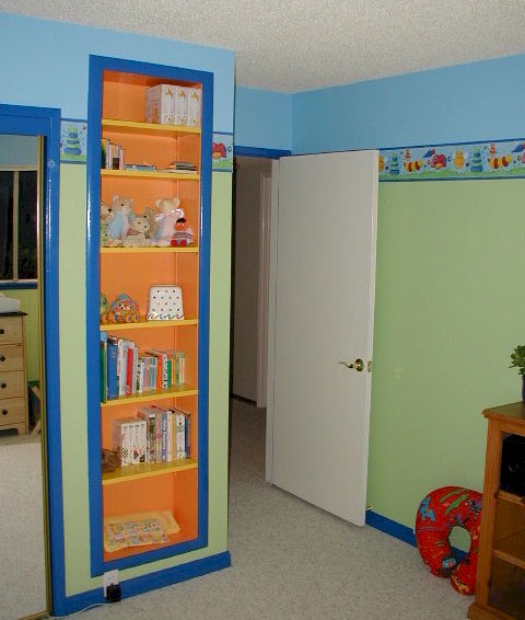 BabyRoomDoor.jpg (62732 bytes)